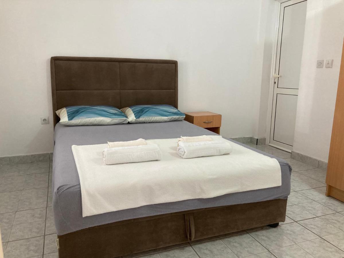 Apartments Stefan Sutomore Luaran gambar